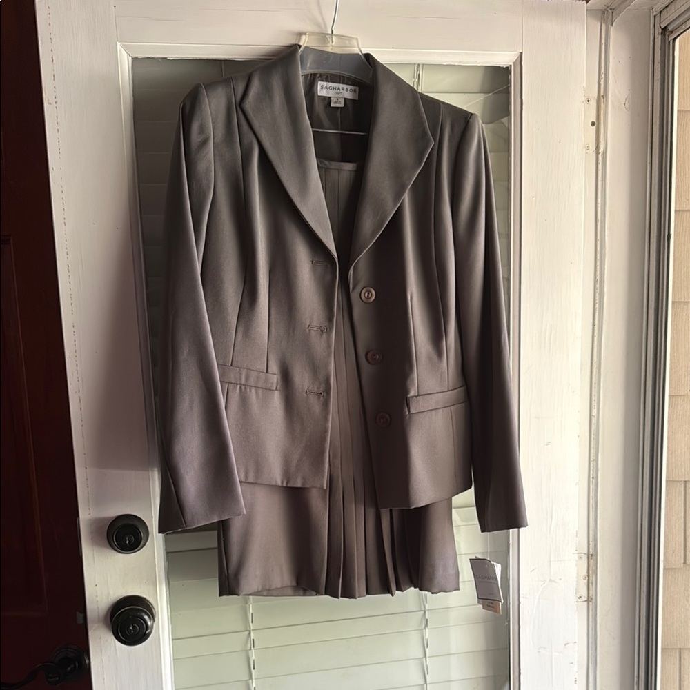 Sag Harbor Gray Blazer Classic Suit Jacket